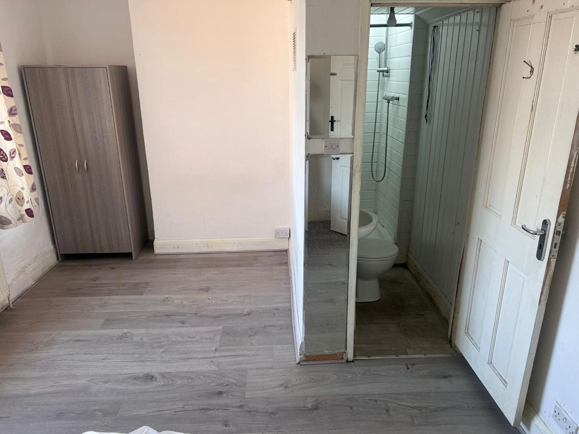 Private Flat In Hounslow Apartment Luaran gambar